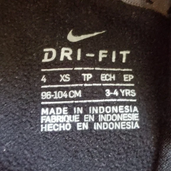Nike hoodie size 3/4T π - Picture 2 of 2